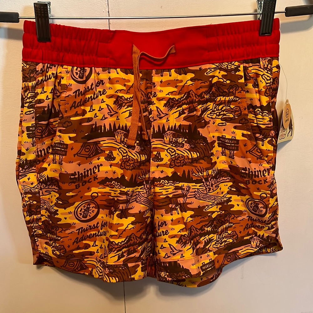Magellan fishing shorts. Womens. XS. Mesh pockets. Shiner camo red/yellow/brown.